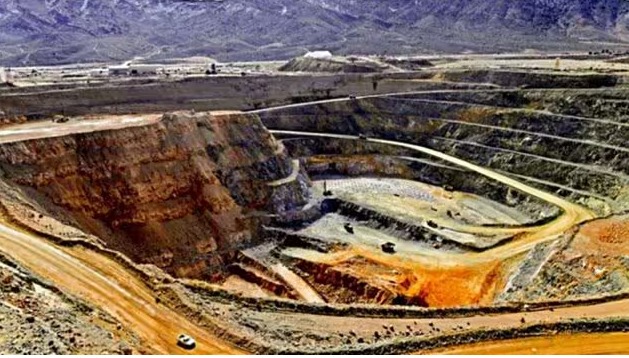 “India and Australia flags with rare earth minerals in background”